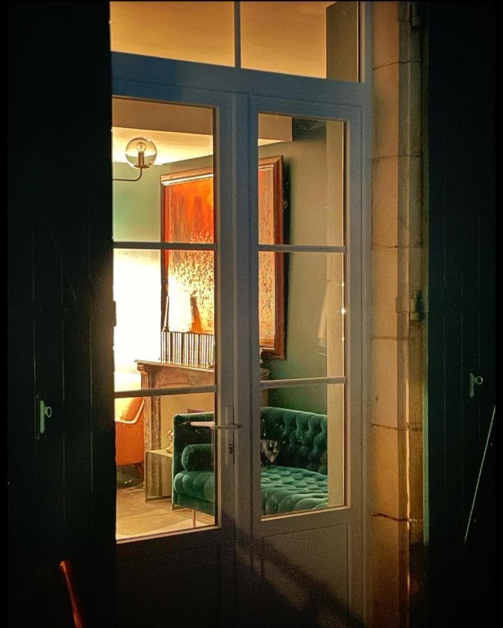 Bed and Breakfast Les maisons du bonheur à Château-Garnier Extérieur photo